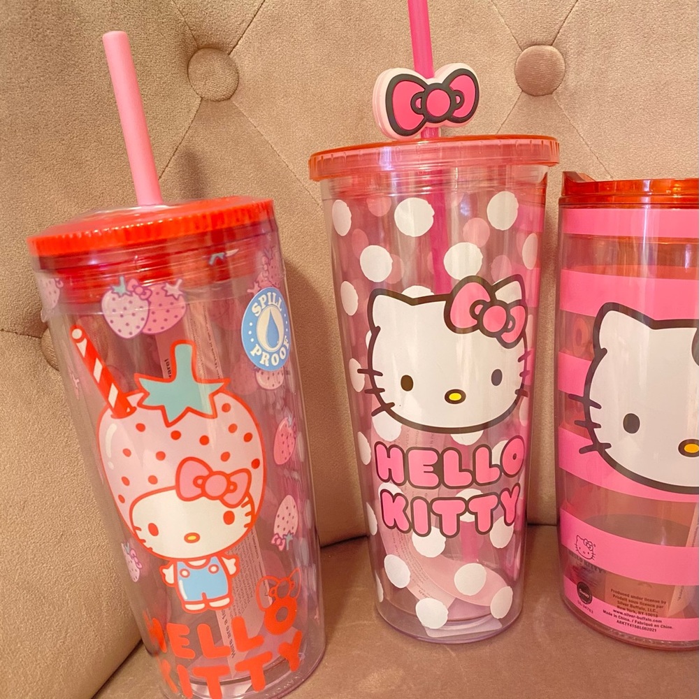 🩷🎀Hello Kitty🌸💕 - Picture 3 of 7